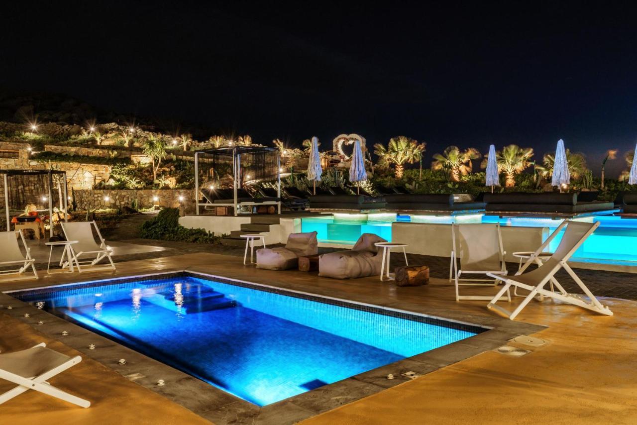 Bianco A Nero Mykonos Hotel *