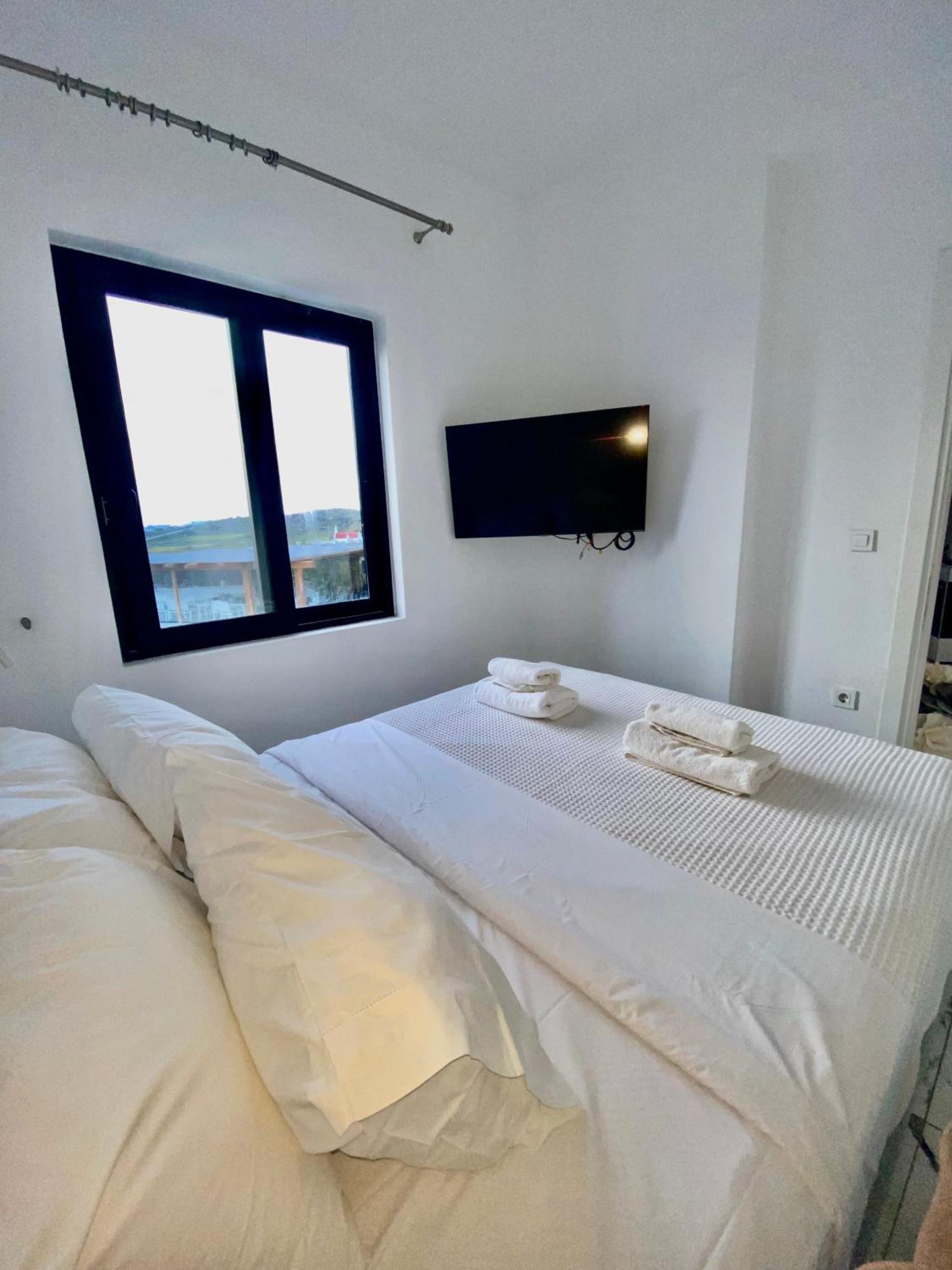 Bianco A Nero Mykonos Hotel